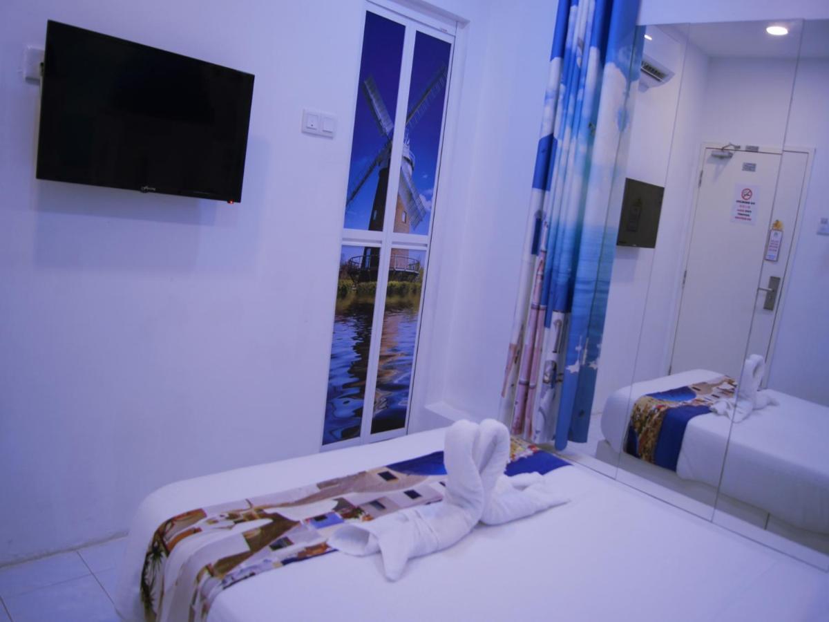Santorini Hotel Melaka Exteriör bild